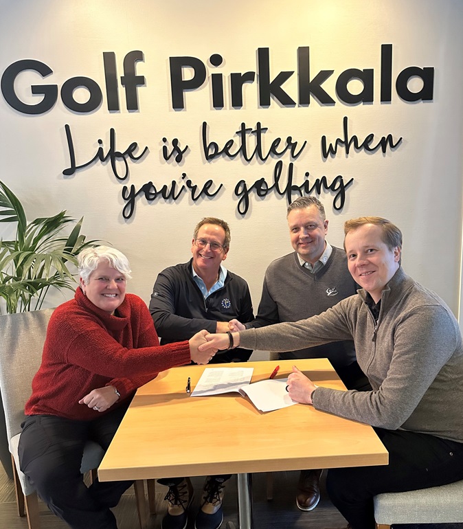 Lobb Leads Finnish Club Course Extension